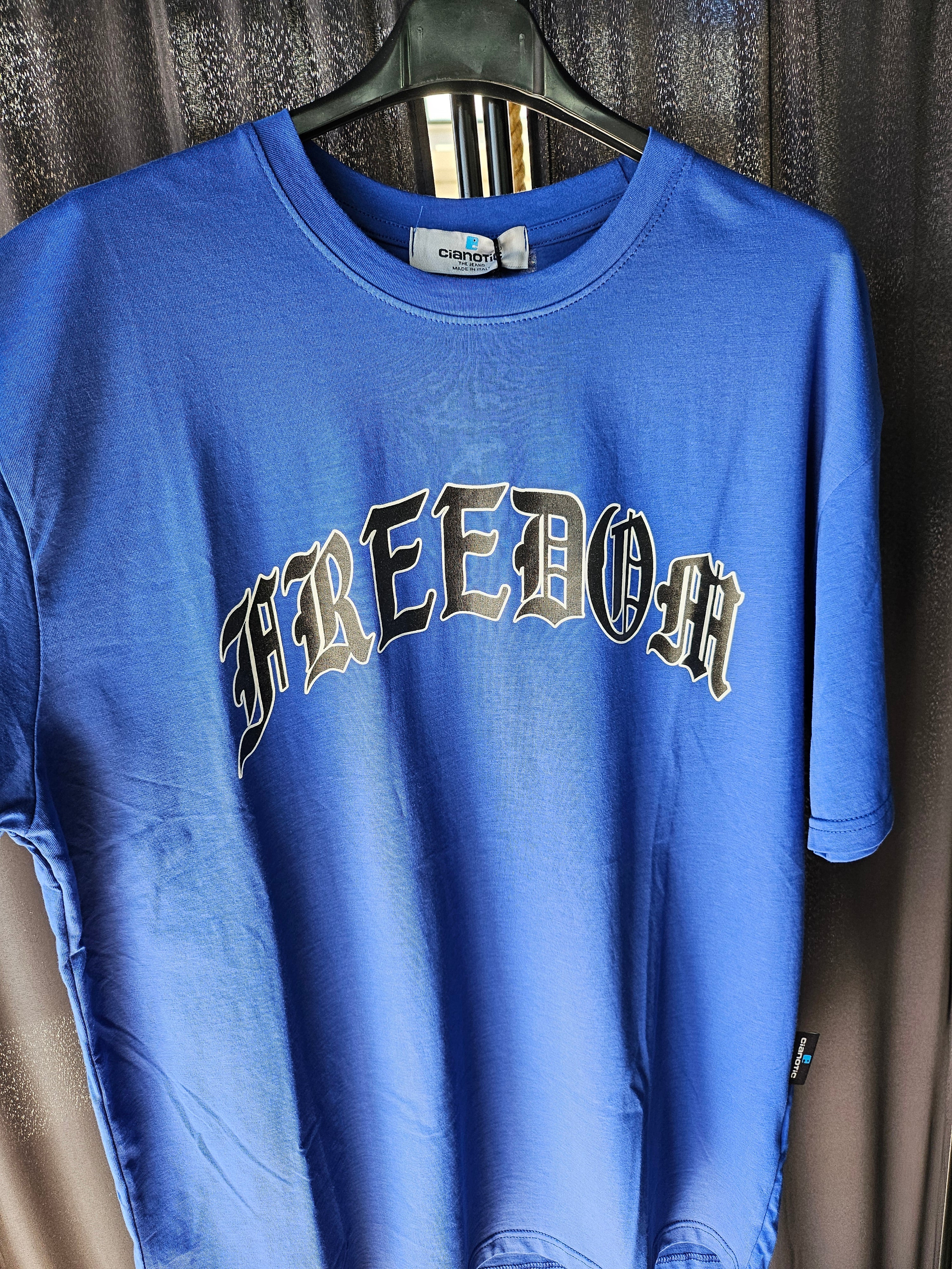 T-shirt freedom