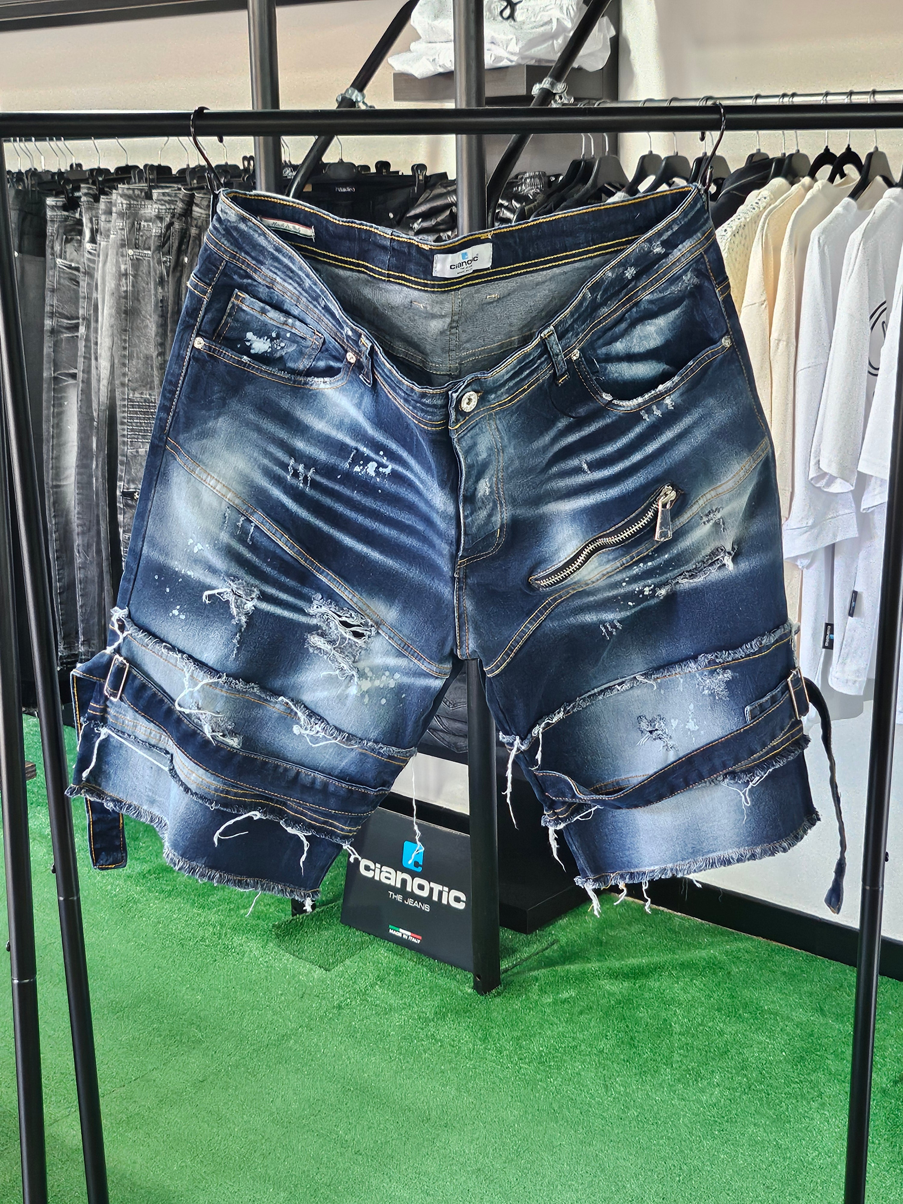 Short Macan