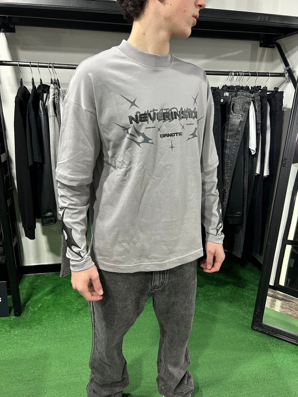 T-shirts Long Sleeves Neverinside