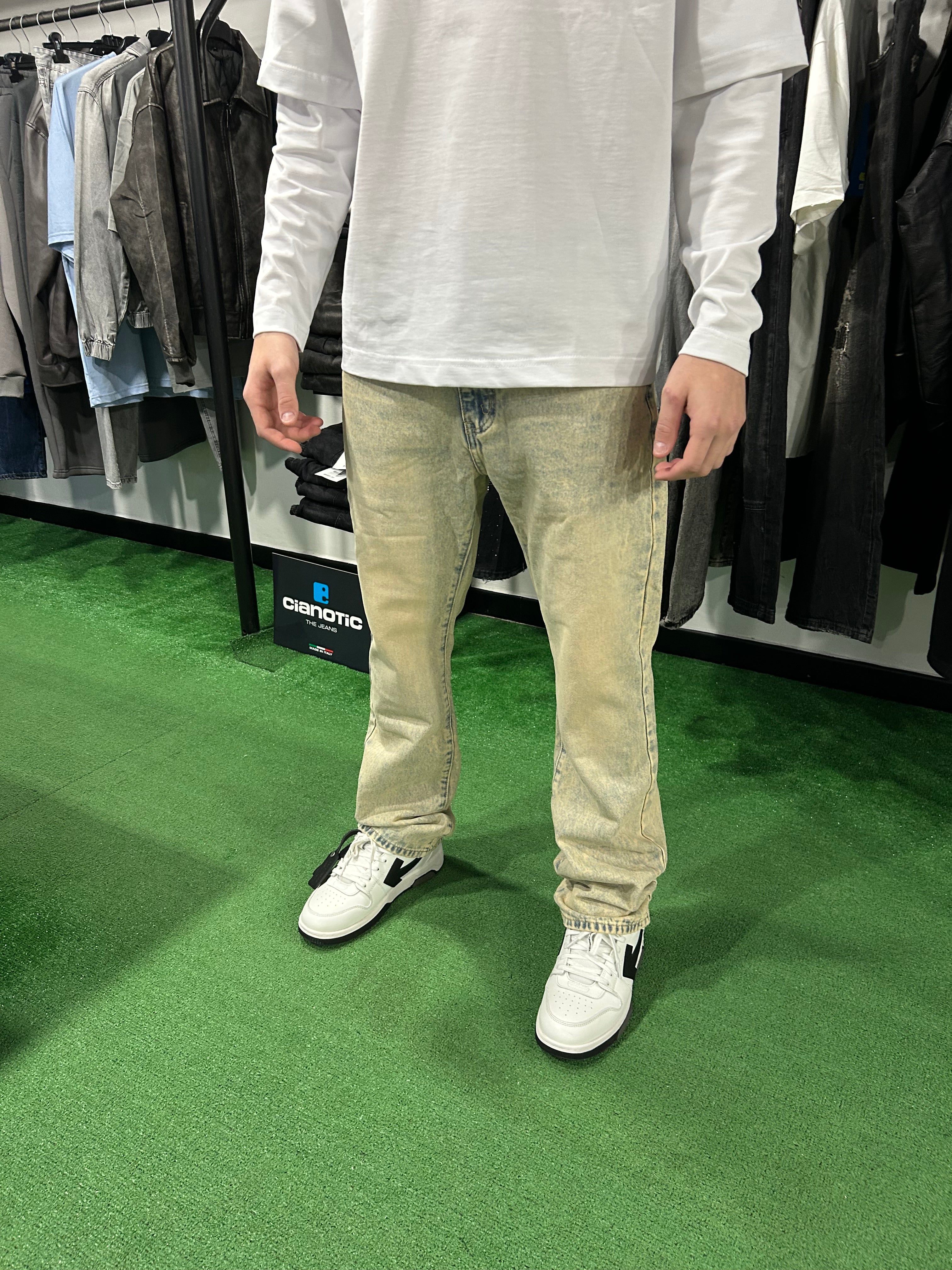 Jeans Flare Sabbiato
