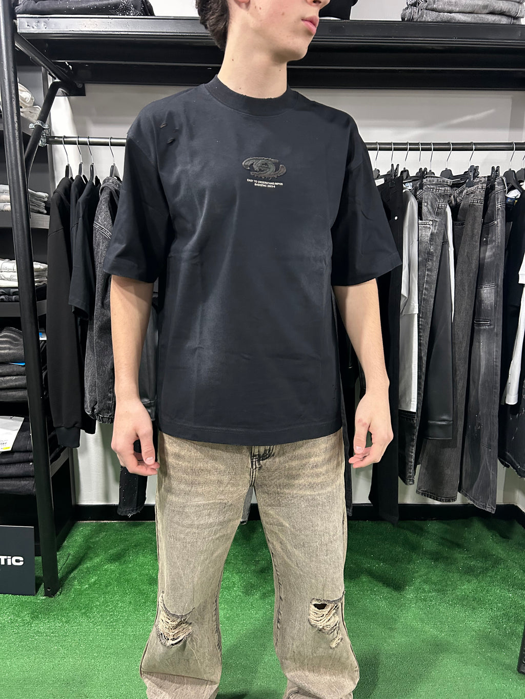 T-shirts Reserved