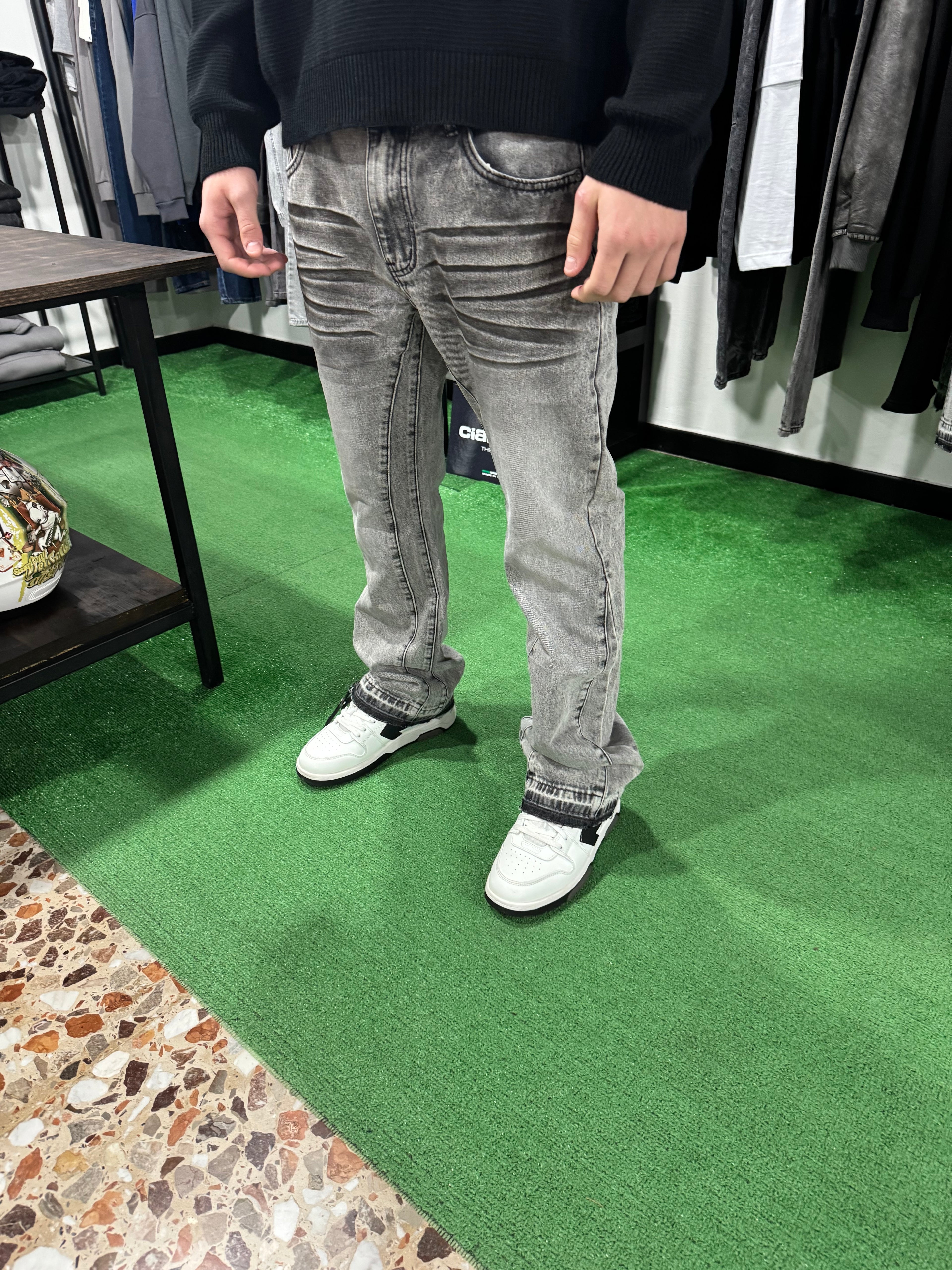 Jeans Flare Grey Cut