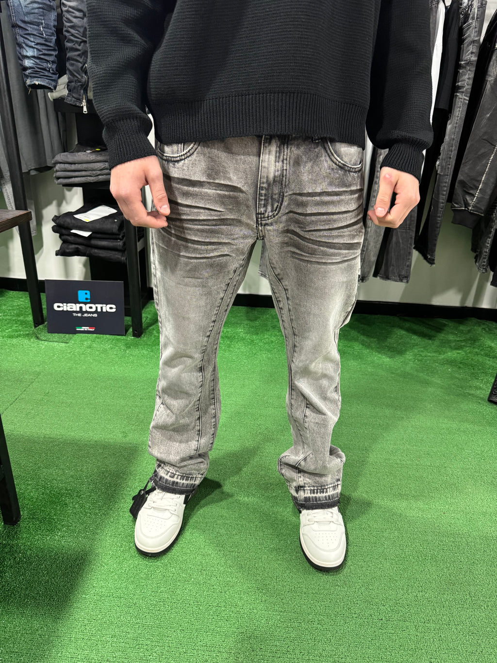Jeans Flare Grey Cut