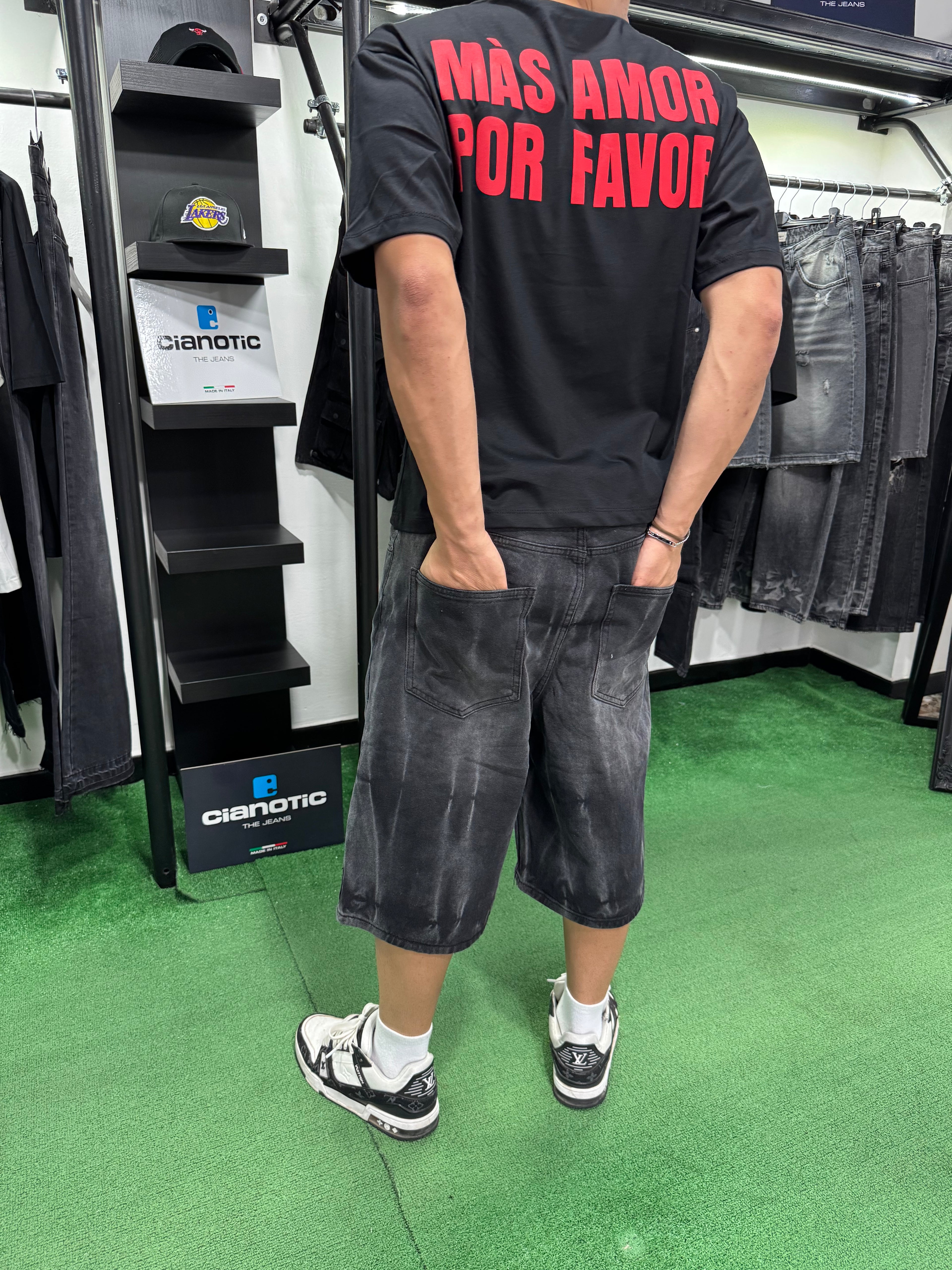 Shorts Black Texture