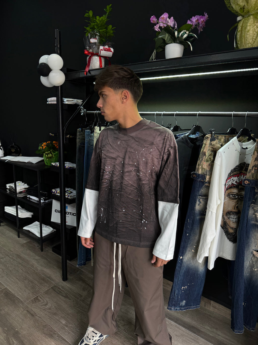 Double Sleeve Washed Hall Of Fame