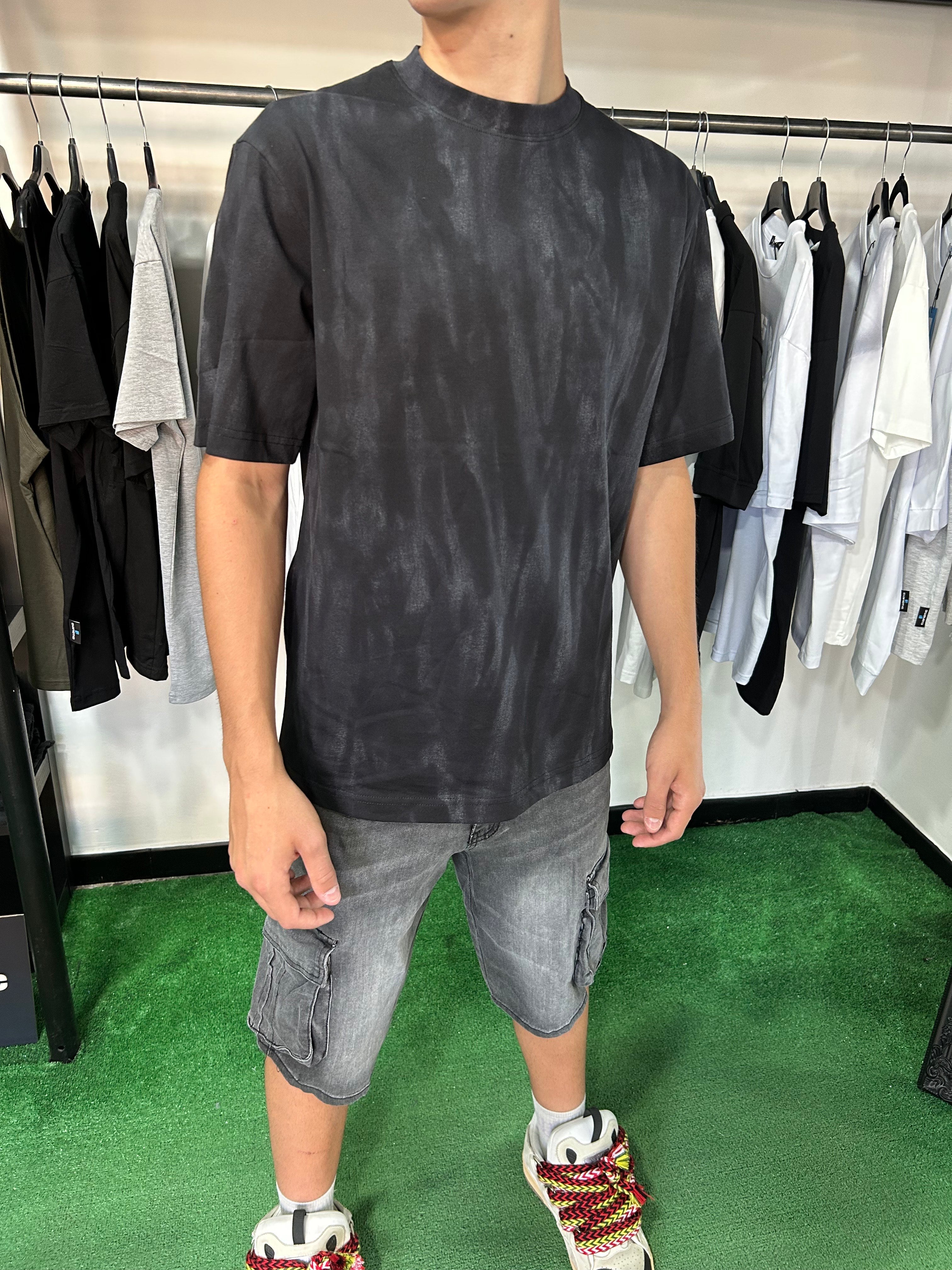 T-shirts Fumè