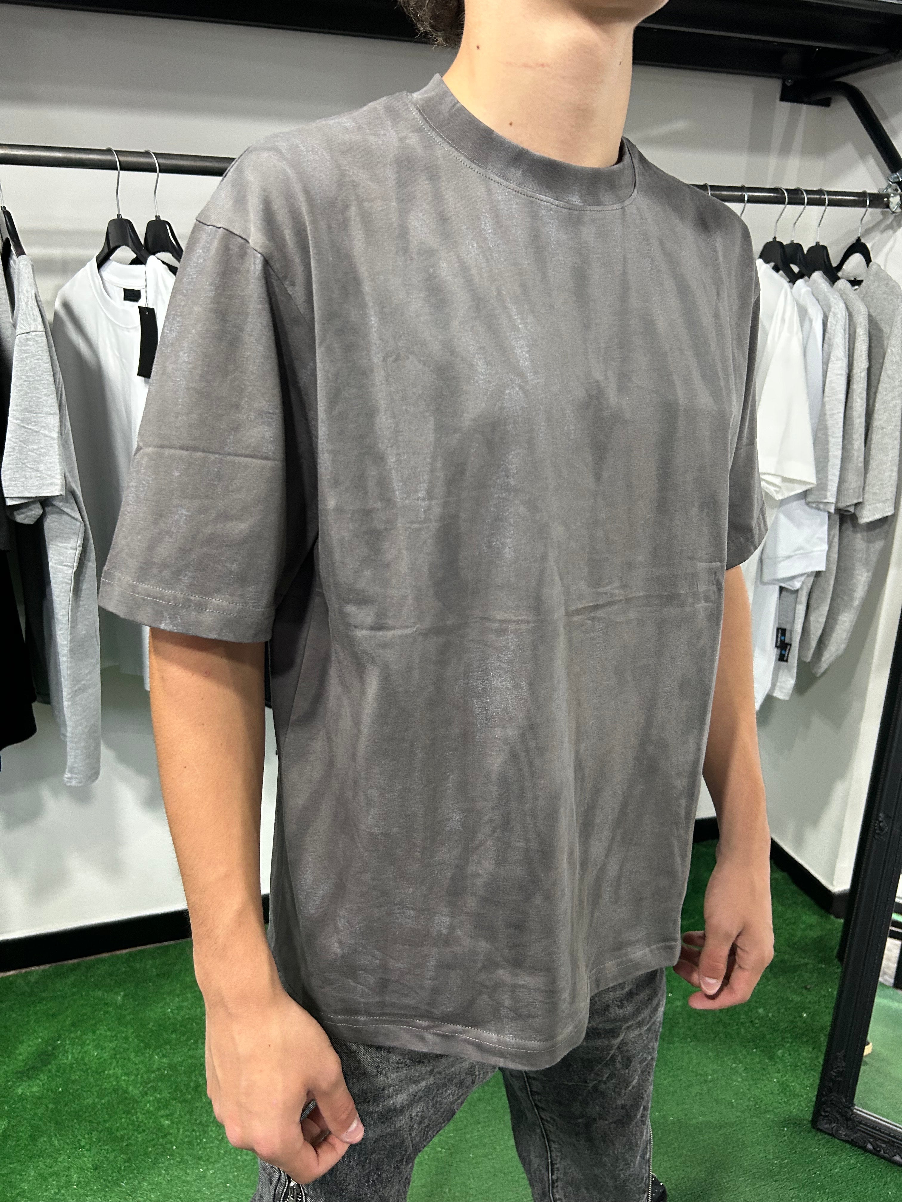 T-shirts Fumè