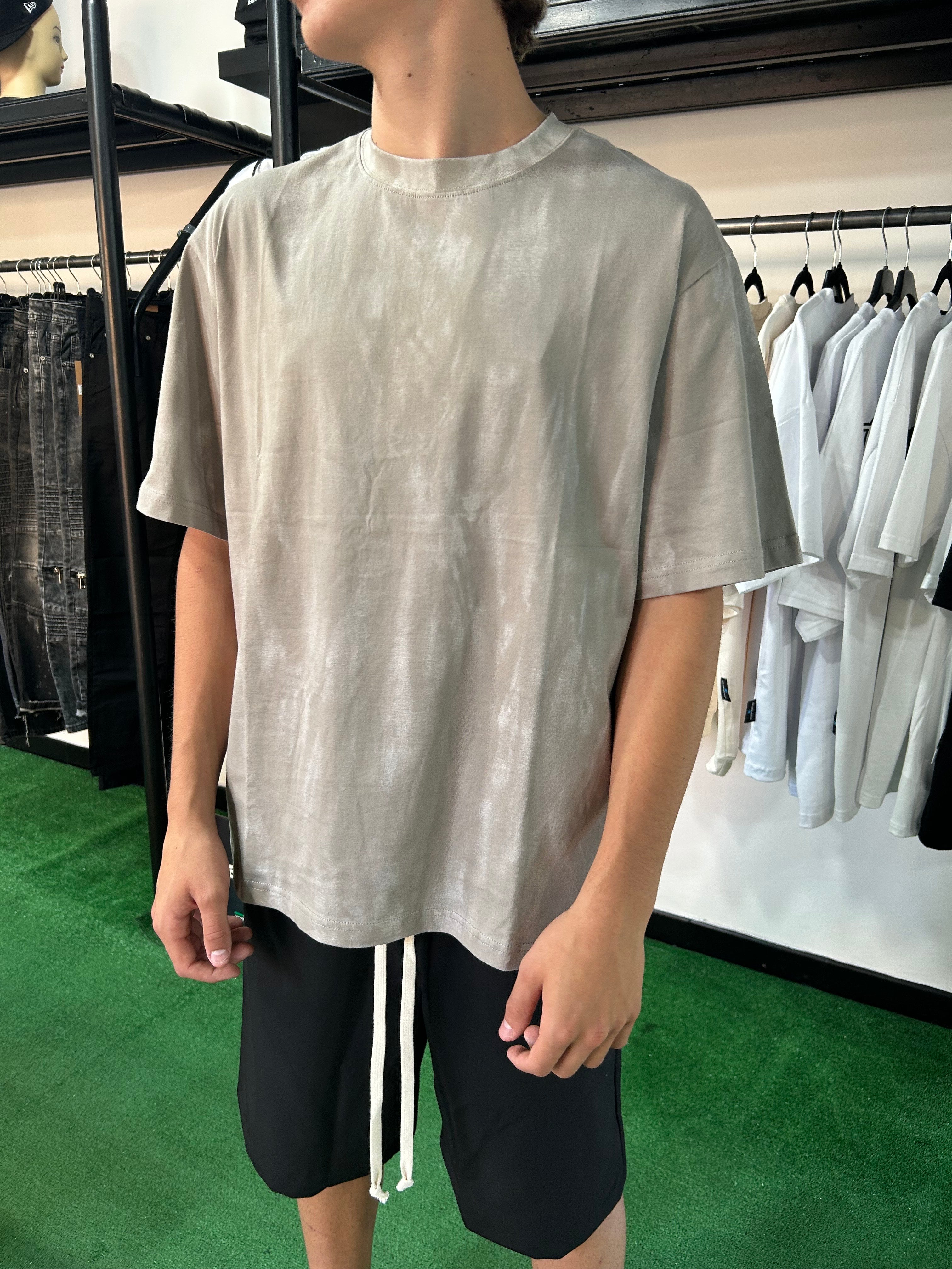 T-shirts Fumè