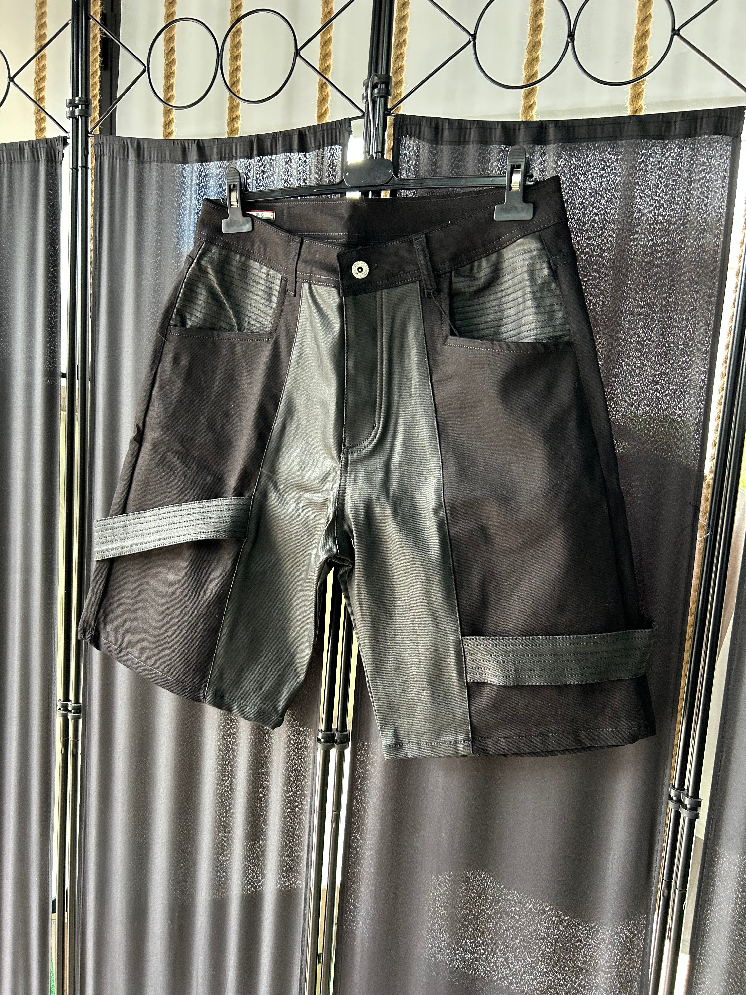 Shorts Inserti In Pelle